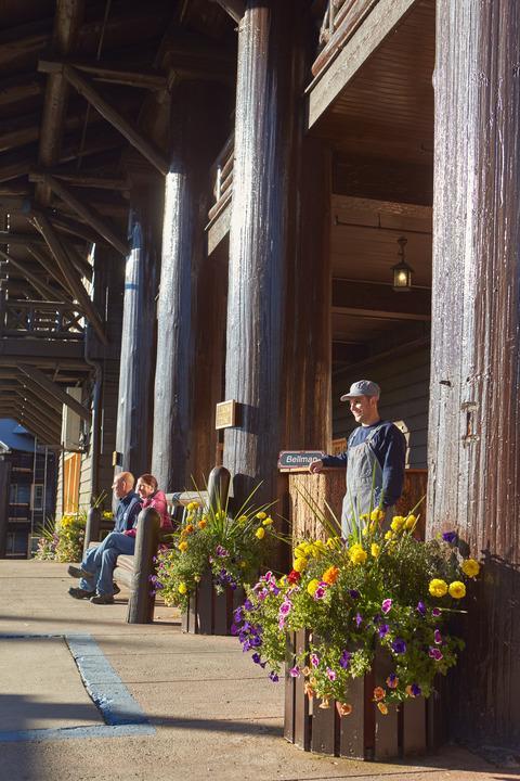 Glacier Park Lodge East Glacier Park Village Экстерьер фото